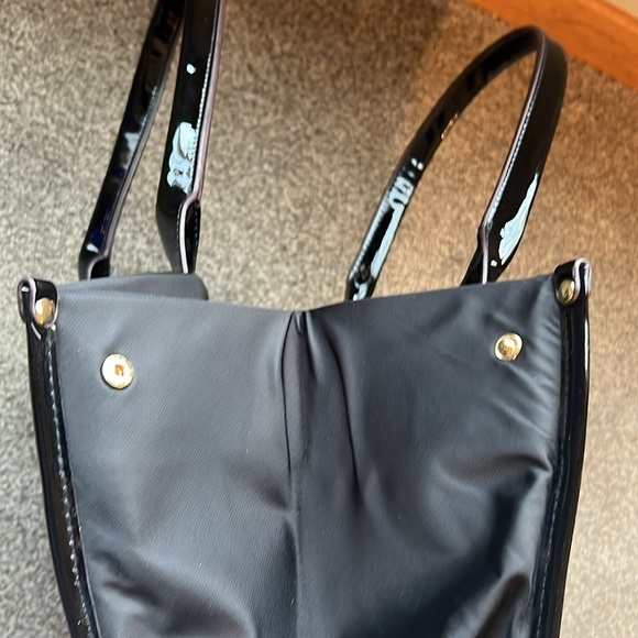 Aimee Kestenberg Black Heston Nylon XL Adjustable Shoulder Purse Travel
Tote Bag - Picture 4 of 6